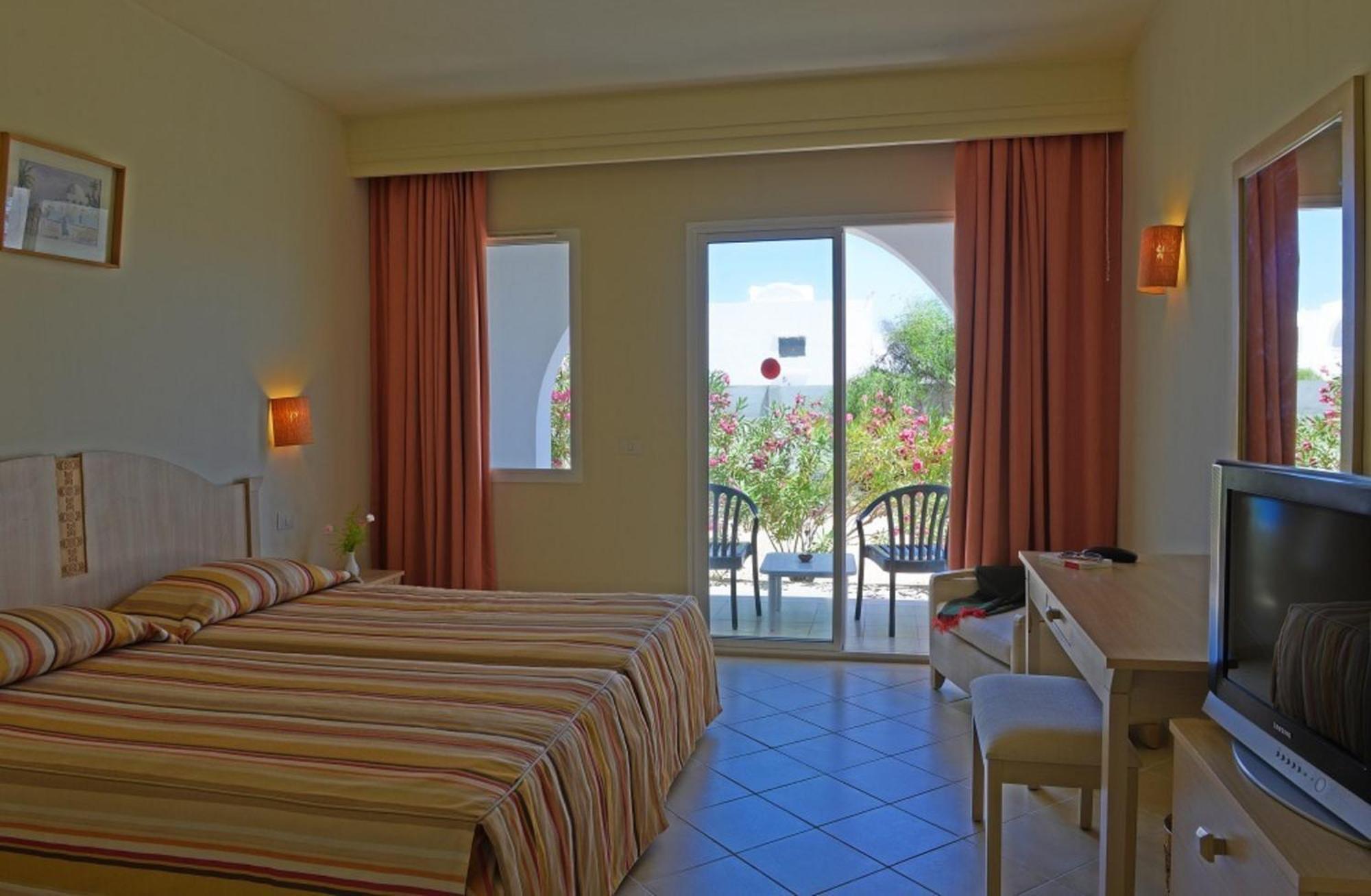Hotel Meninx Djerba Triffa ภายนอก รูปภาพ