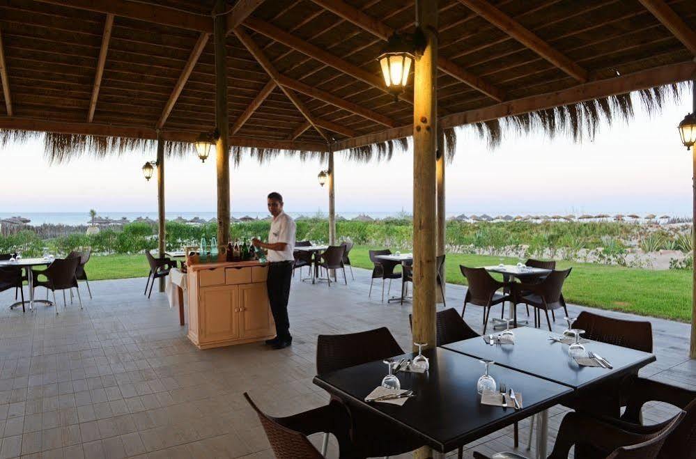 Hotel Meninx Djerba Triffa ภายนอก รูปภาพ